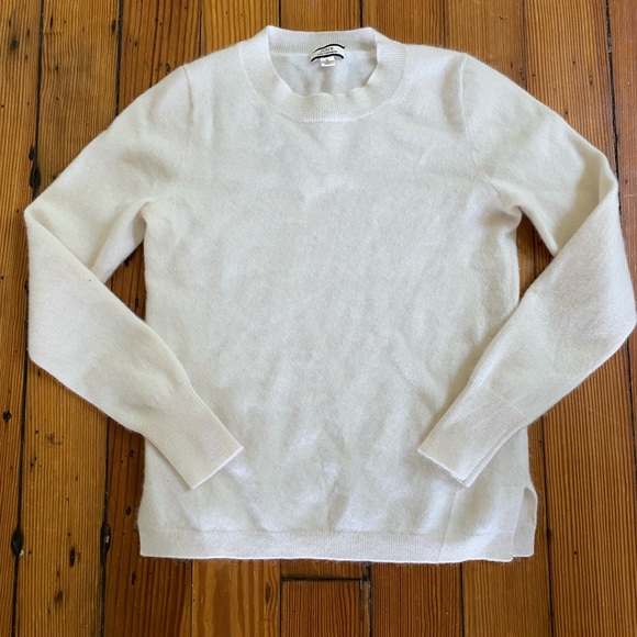 JCrew Cashmere crewneck. - Picture 1 of 1